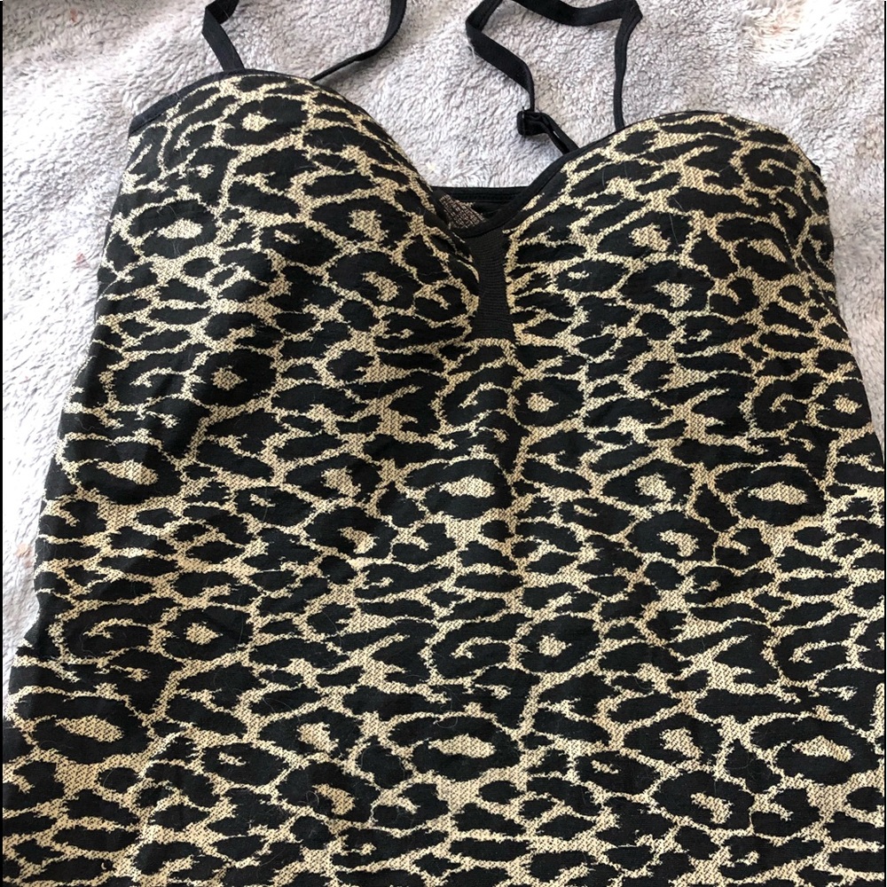 - Leopard print bustier